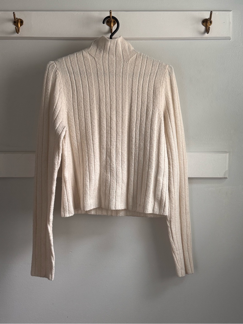 Cozy Cropped Ribbed Mock Neck Sweater - Light Cream